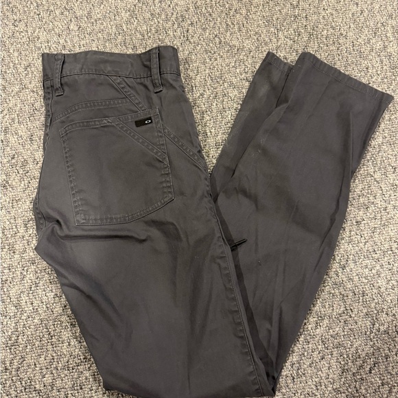 Oakley Gray Pants - Picture 1 of 9